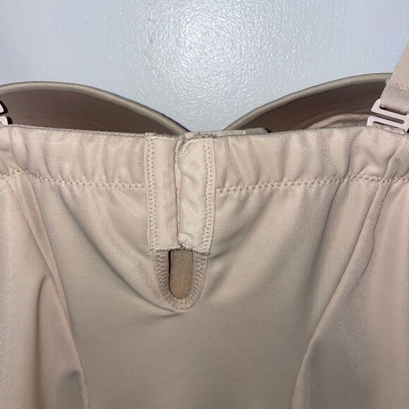 Maidenform 36B Ultra Firm Convertible Slip Underwire Latte FL2304 Shapewear - Picture 5 of 7